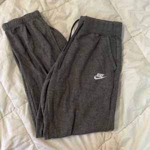 dark grey Nike sweatpants